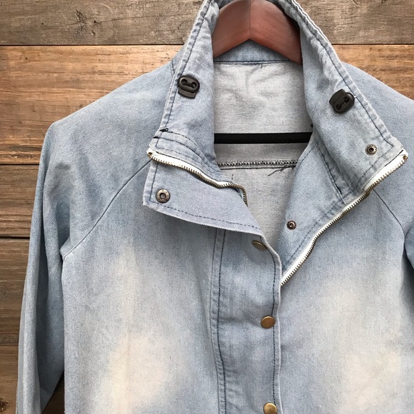 Distressed Jean Jacket L - Picture 2 of 6